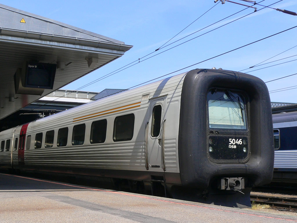 IC3 IC用気動車 / DSB DMU MF/IC3 3