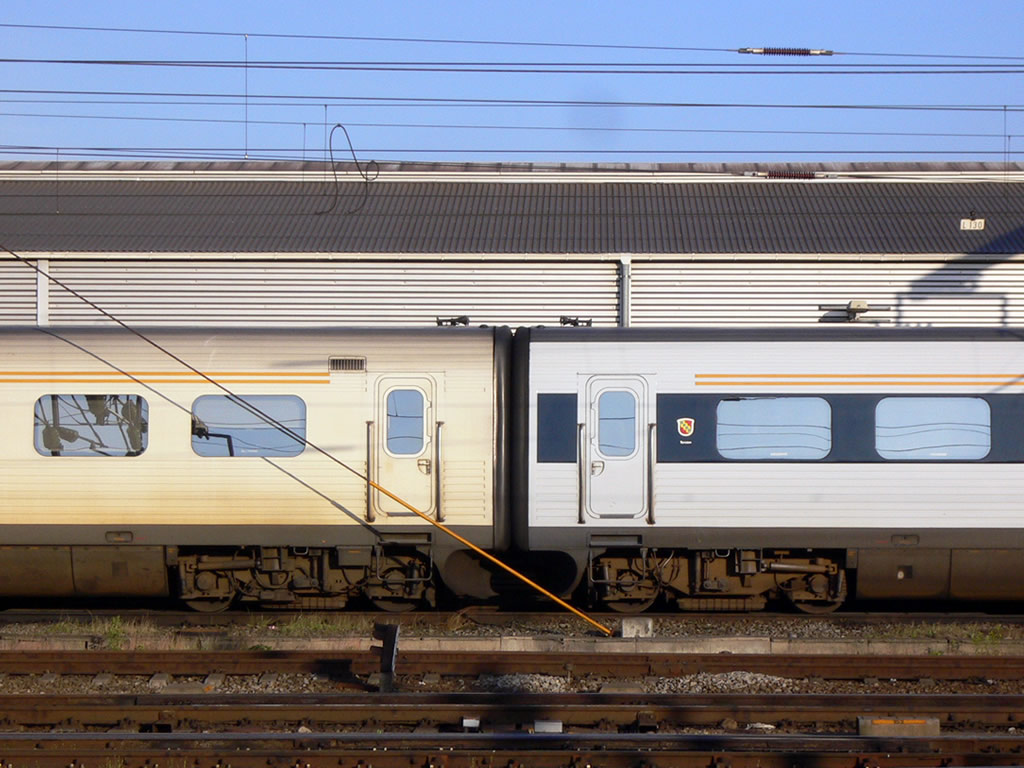 IC3 IC用気動車 / DSB DMU MF/IC3 13