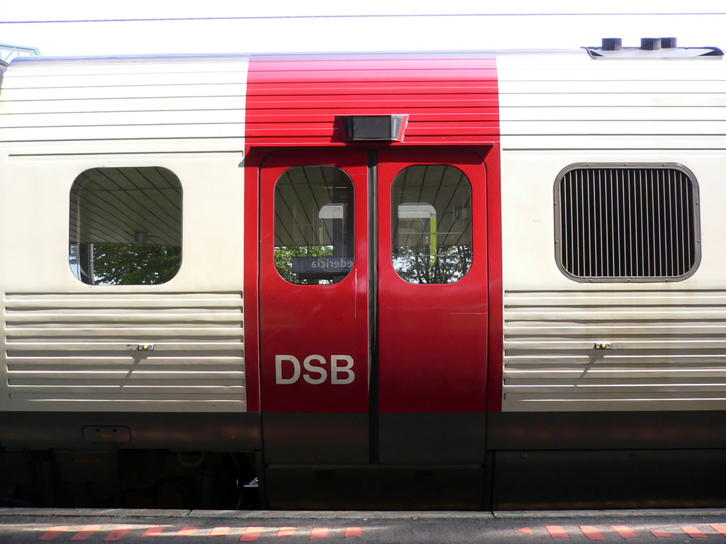 IC3 IC用気動車 / DSB DMU MF/IC3 14