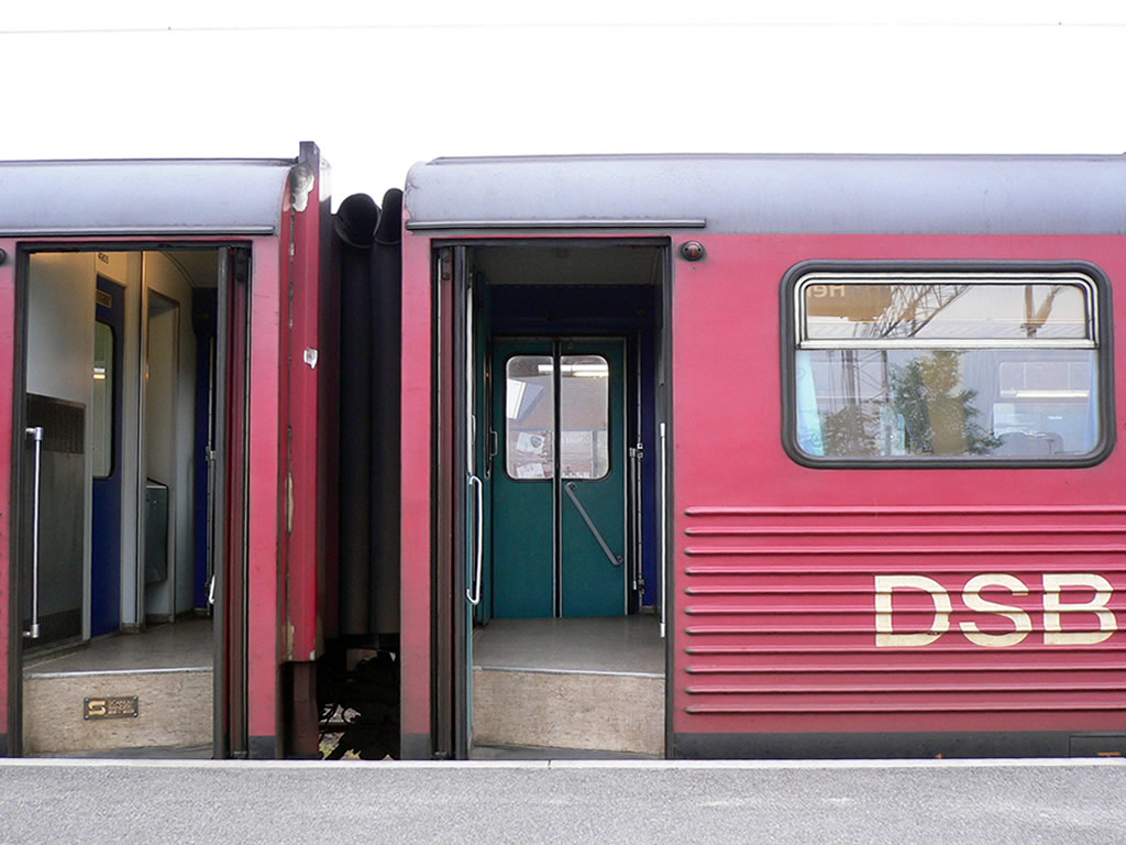ML形気動車 / DSB DMU ML (Lynette) 4