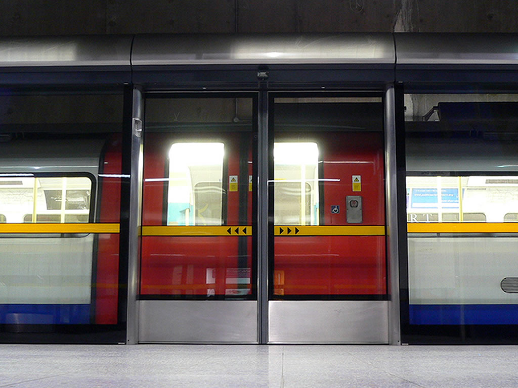 ロンドン地下鉄 / London Underground 2