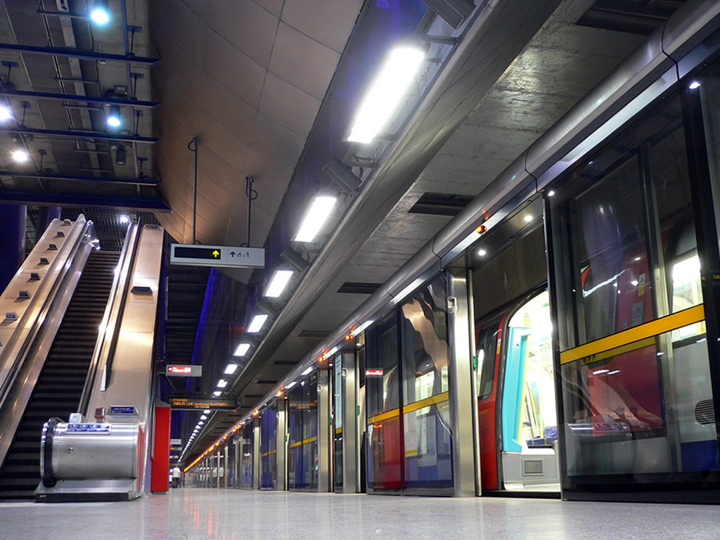 ロンドン地下鉄 / London Underground 6