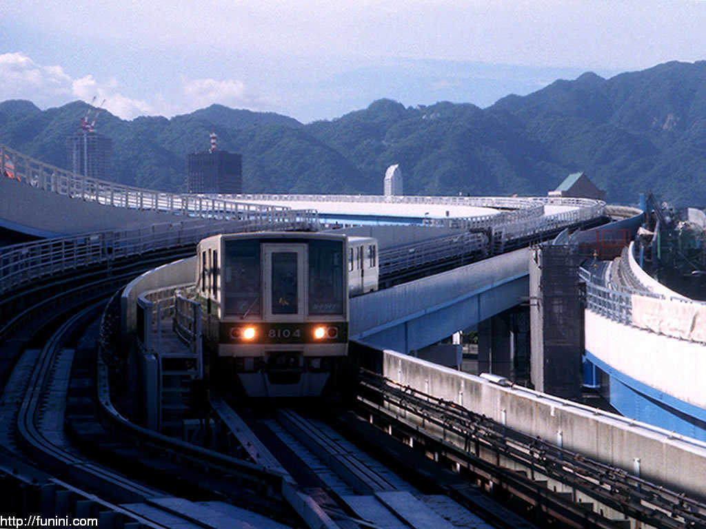 神戸・ポートライナー (1981) / Port Liner in Kobe, Japan (1981) 18