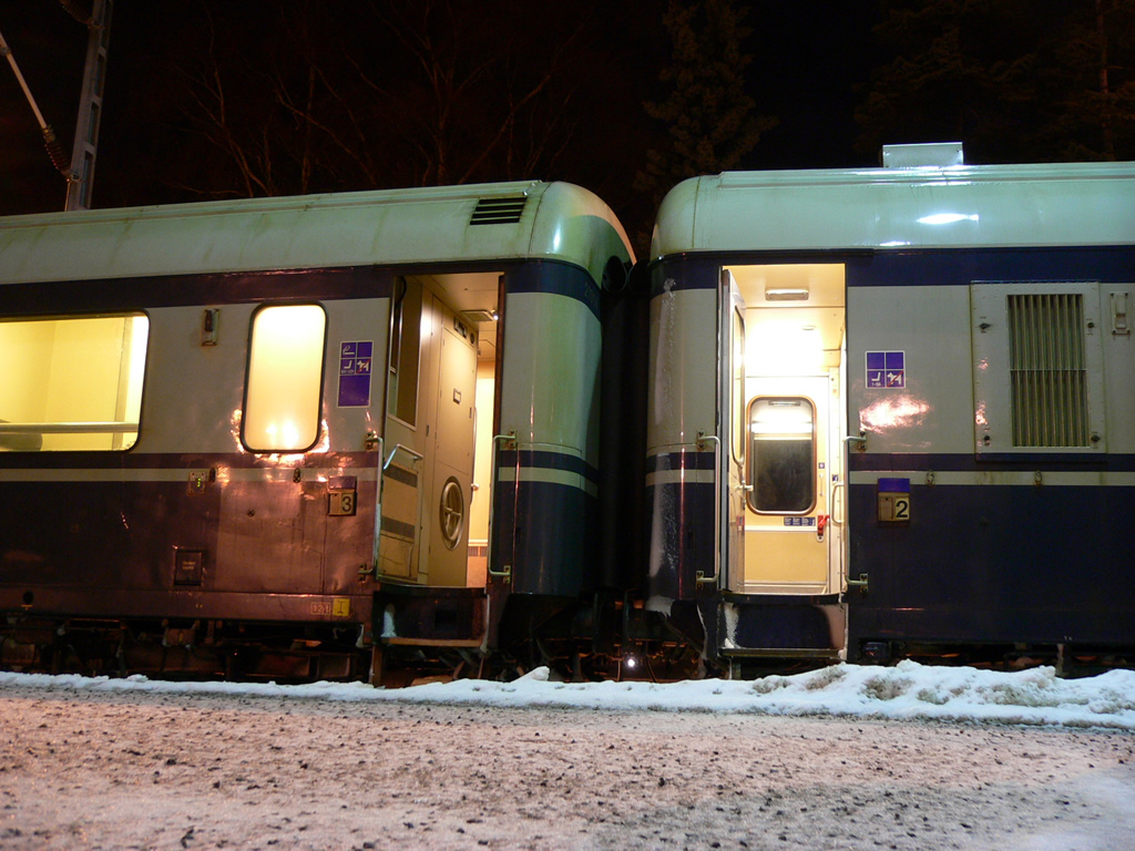 Express 客車 / Express Coaches 12
