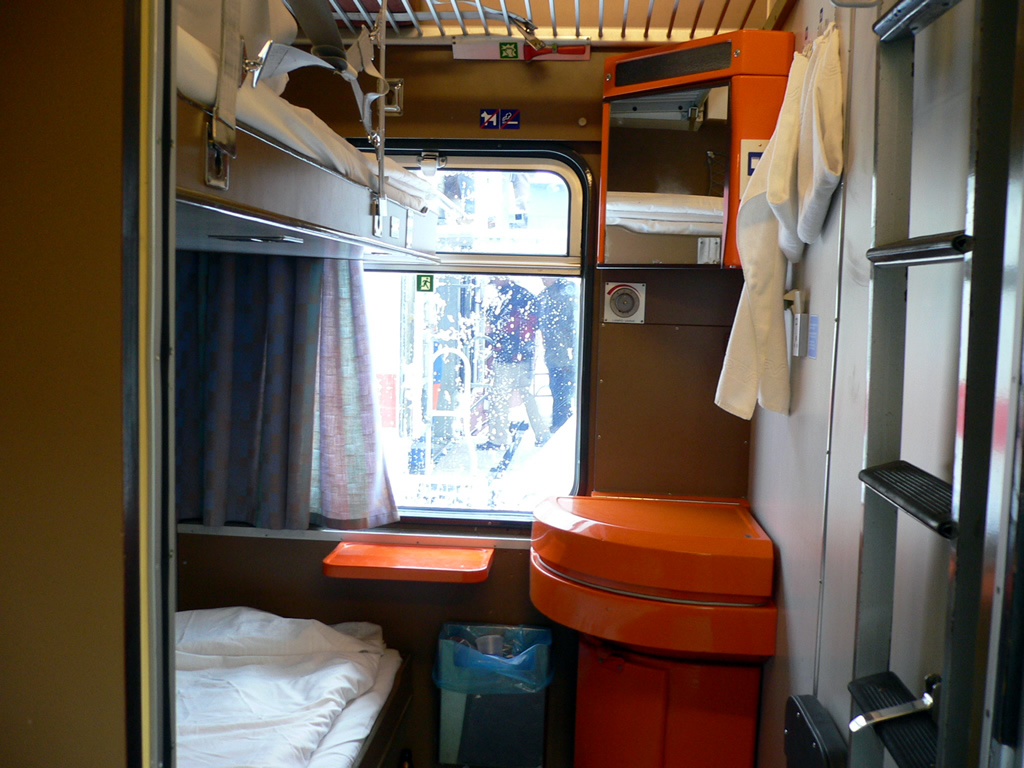 Express 客車 / Express Coaches 15
