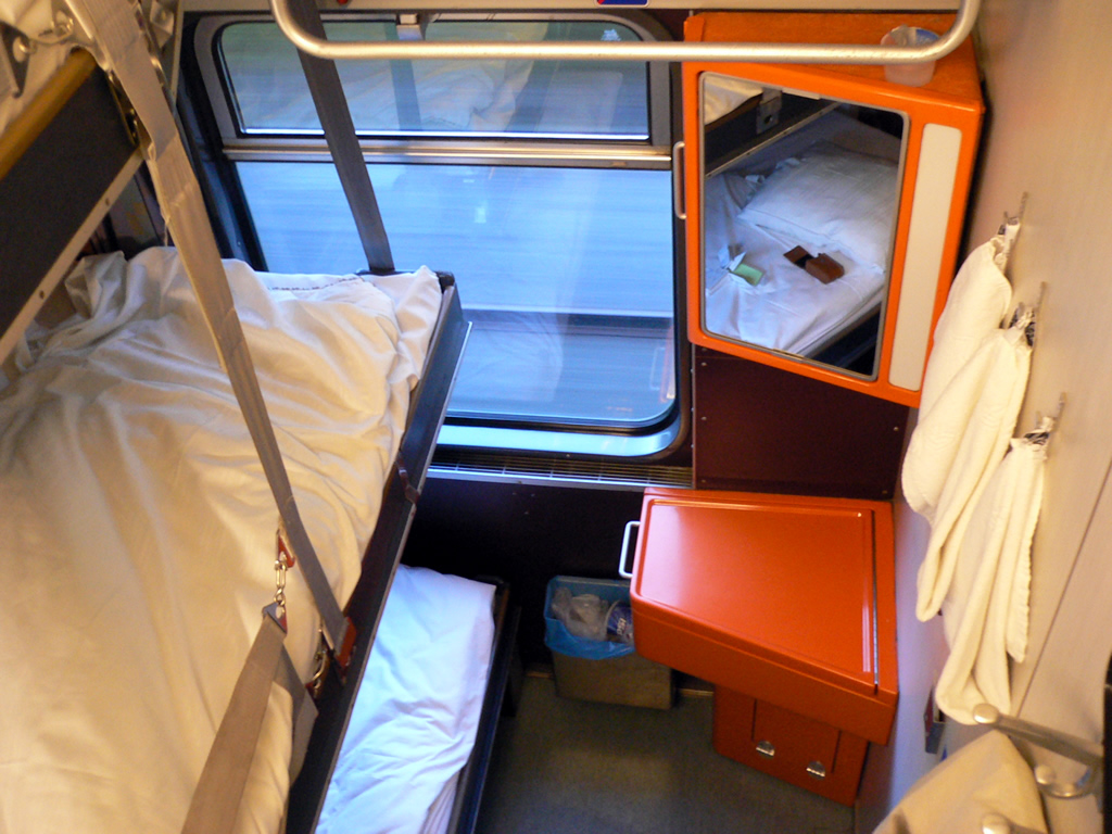 Express 客車 / Express Coaches 16