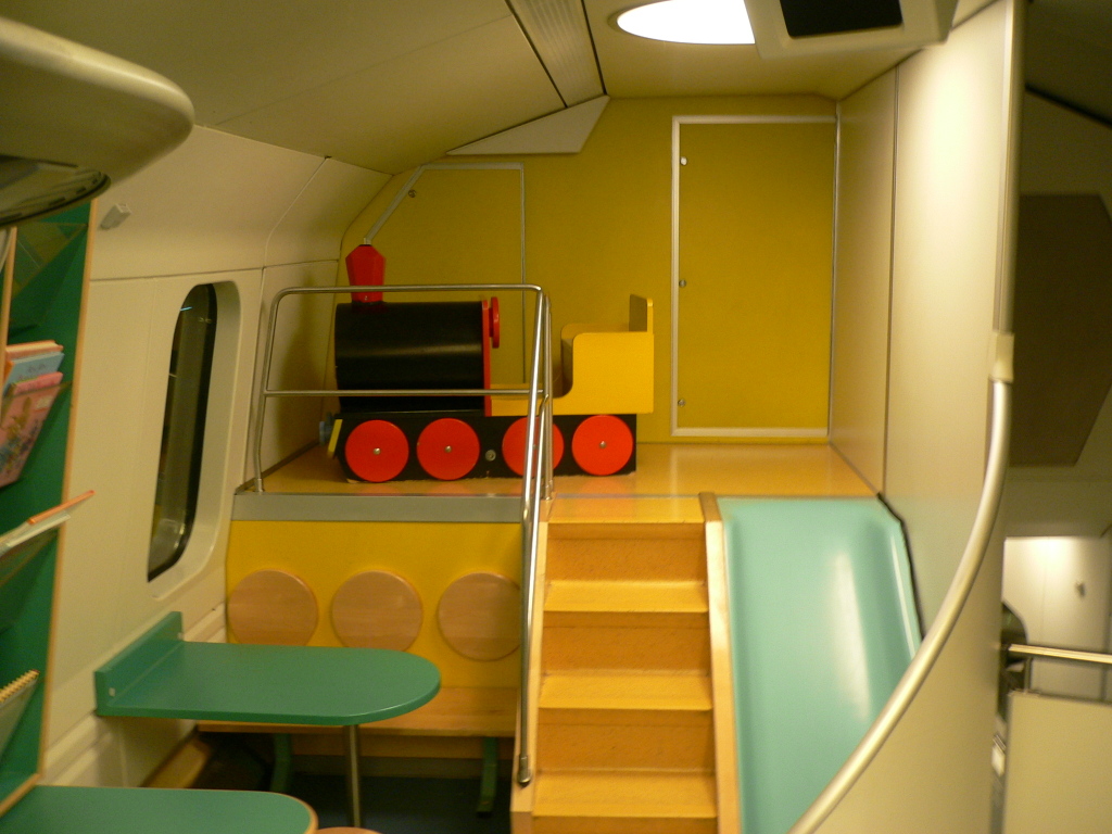 長距離客車 / Passengers Coaches 12