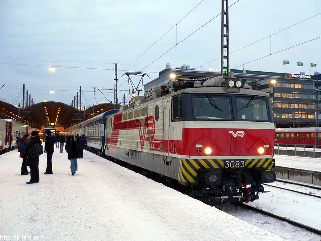 ロシア行き国際列車 / Express to Russia 10