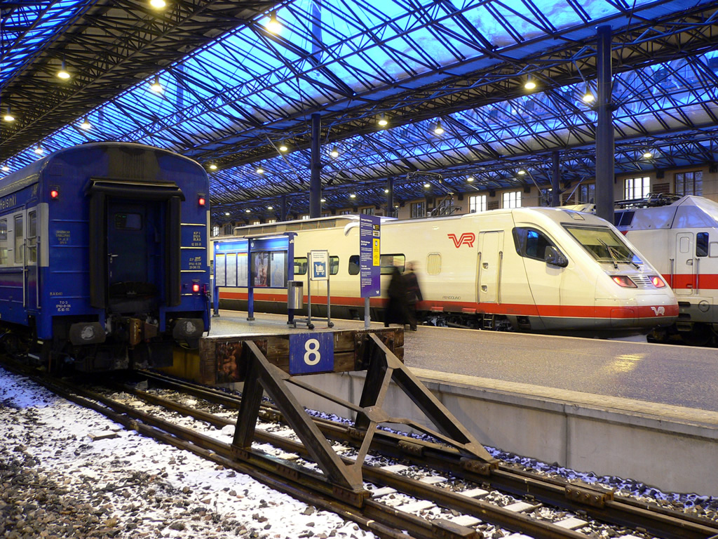 ロシア行き国際列車 / Express to Russia 9
