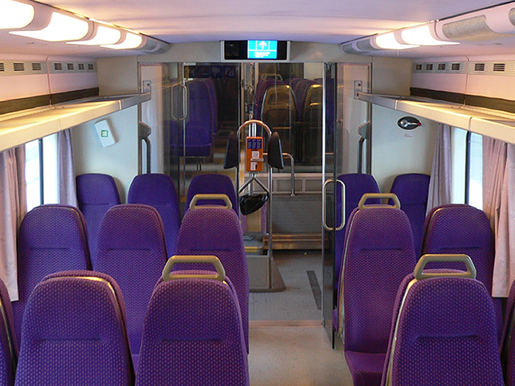 Sm4 近郊形電車 / EMU Sm4 6
