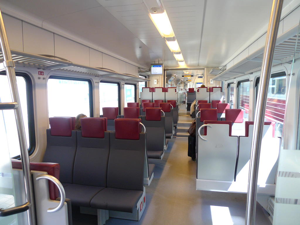 Sm5 近郊形電車 / EMU Sm5 8
