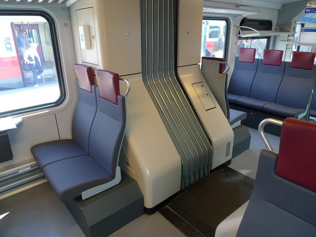 Sm5 近郊形電車 / EMU Sm5 10