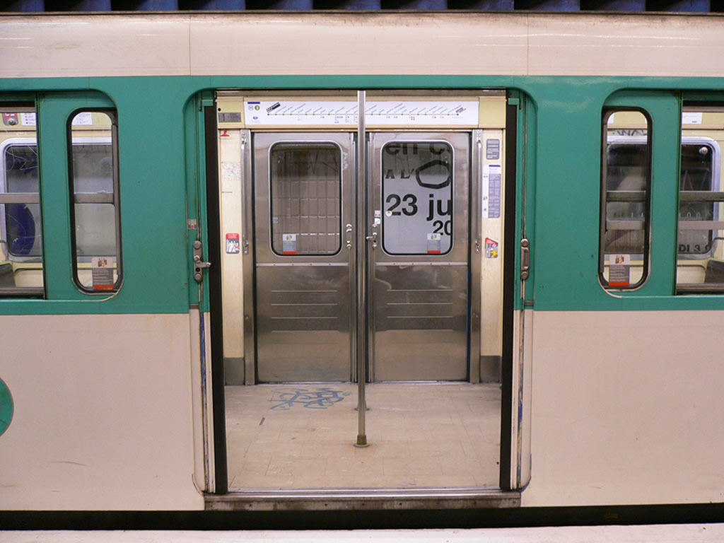 パリ・メトロ / Paris Métro 7