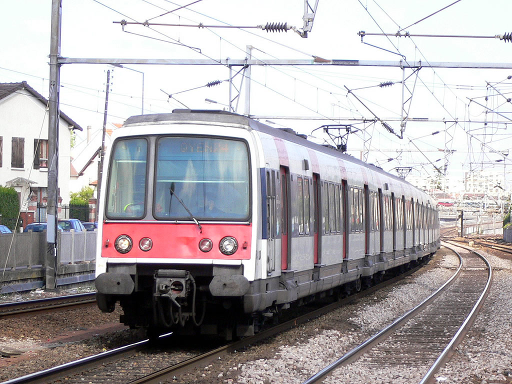 RER (快速地下鉄) / RER 2