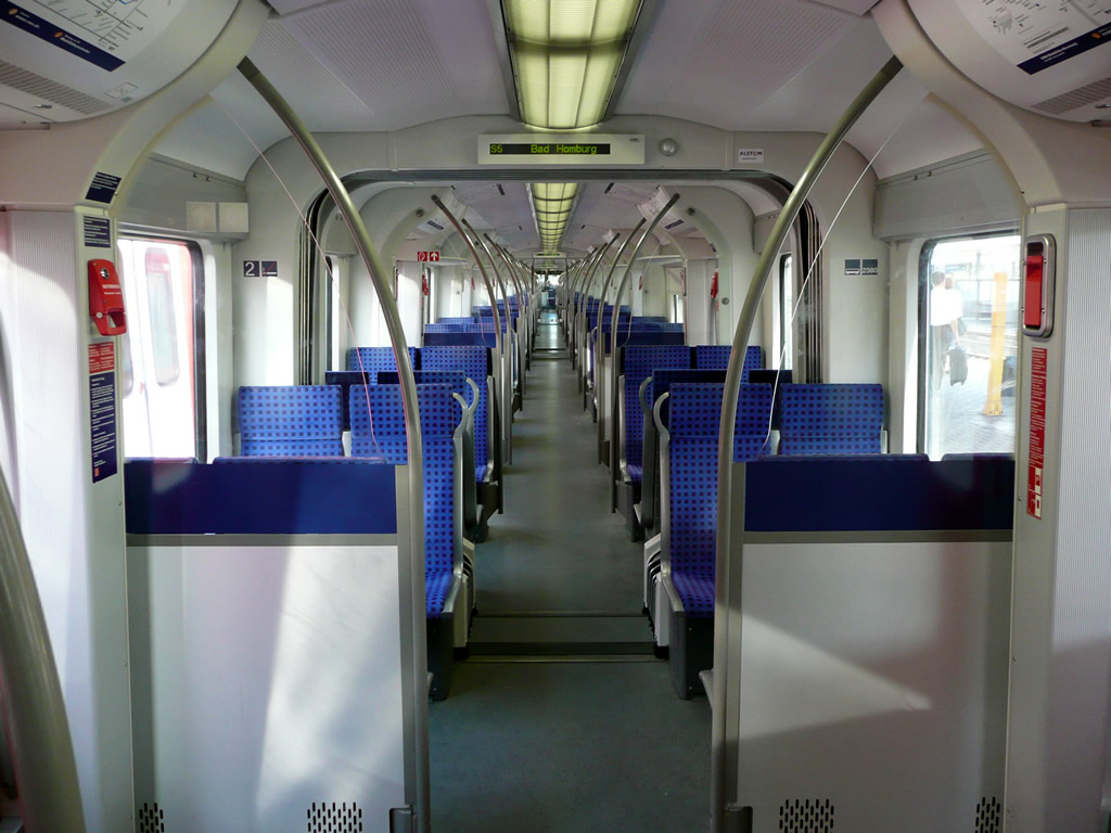 フランクフルトのSバーン / S-Bahn Frankfurt 7