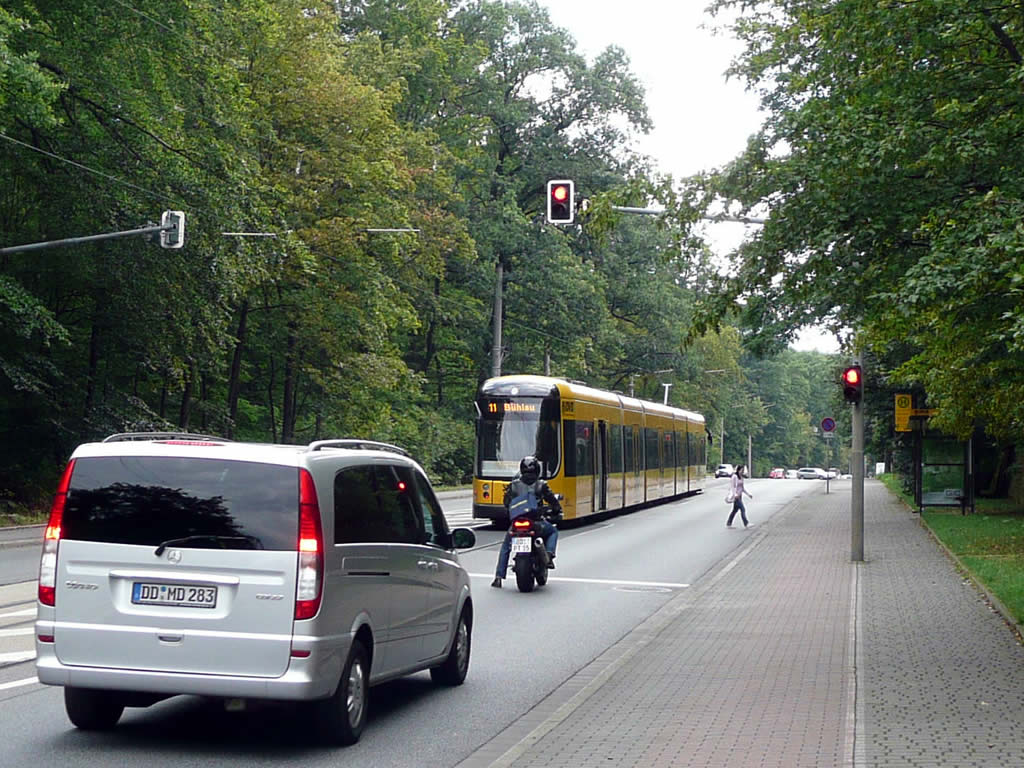 ドレスデンのトラム / Dresden Tram 8