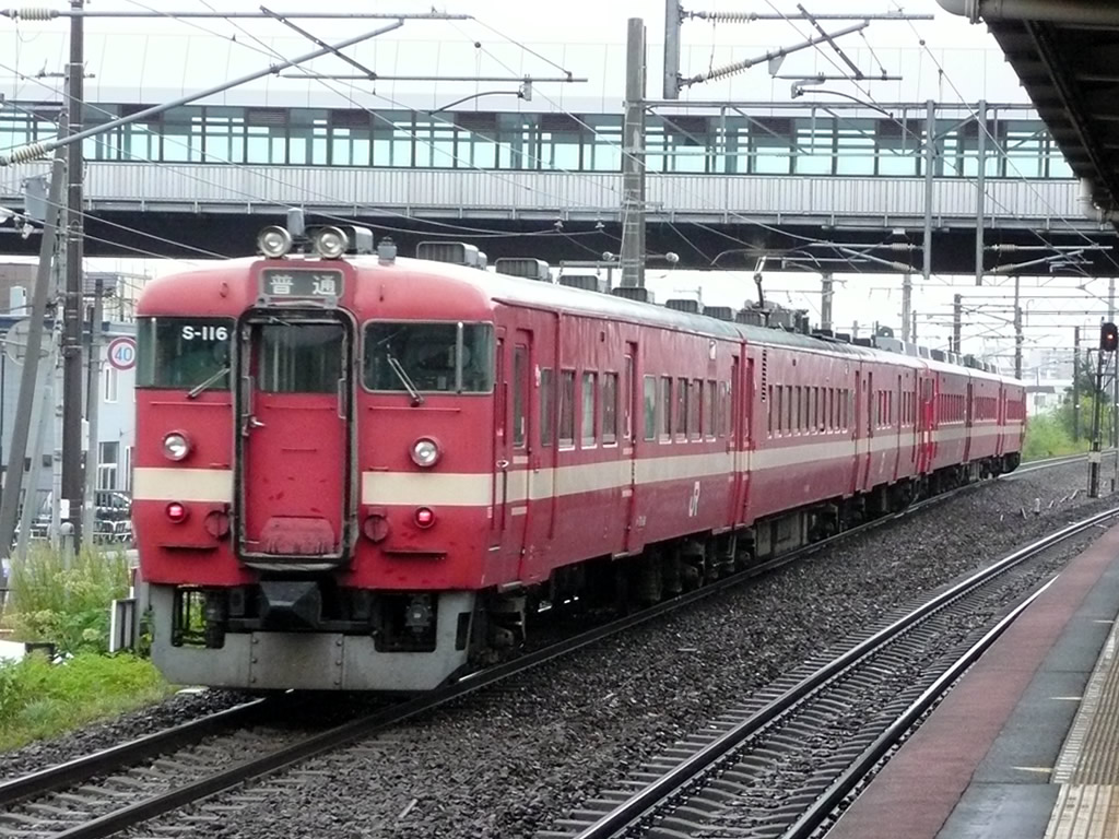 711系 / EMU 711 8