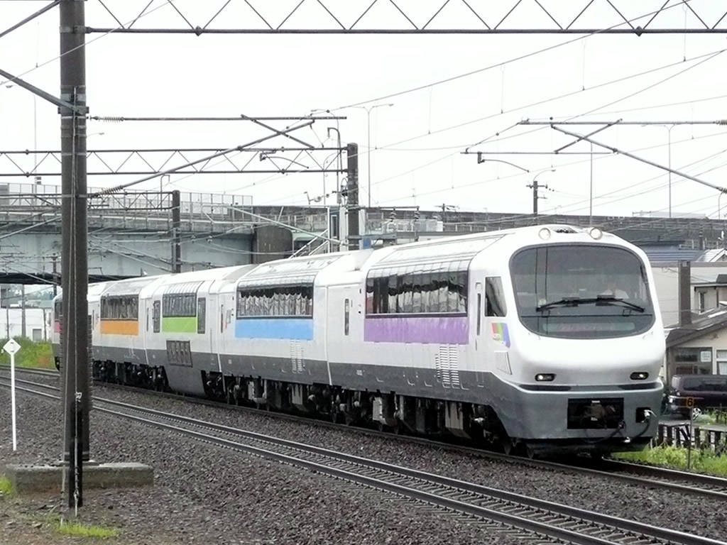 JR北海道の特急車 / JR-Hokkaido Express 9