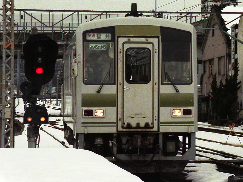JR西日本 北陸の気動車 / JR-West DMUs in Hokuriku 4