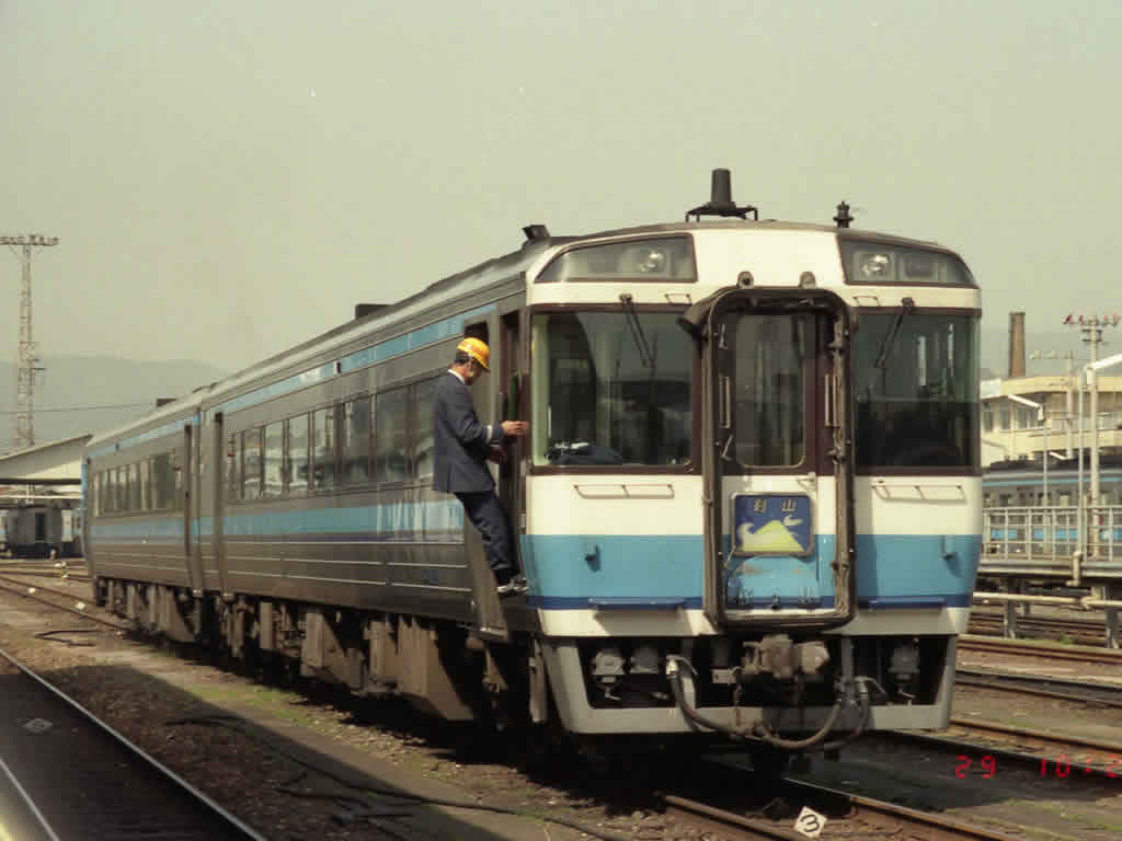JR四国の特急型気動車 / JR Shikoku, DMU 185, 2000 5