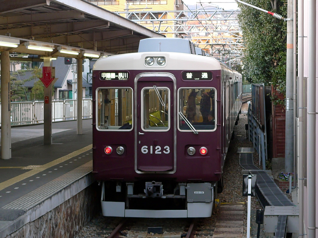 甲陽線 / Hankyu Koyo Line 8