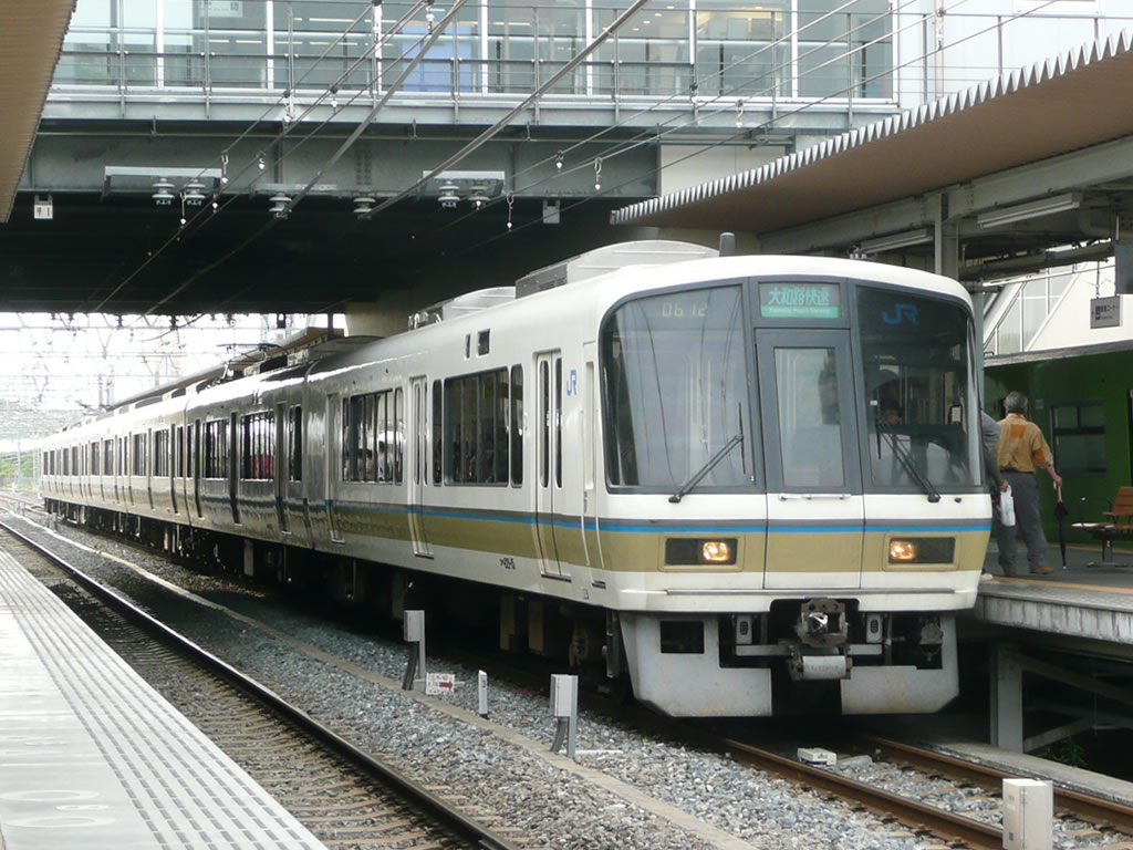 221系 関西線 / JR EMU 221, Kansai Line 4