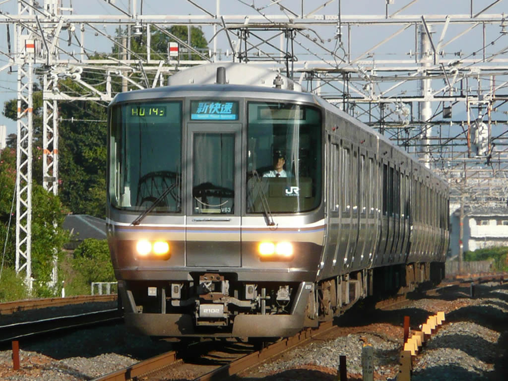 JR西日本 223系