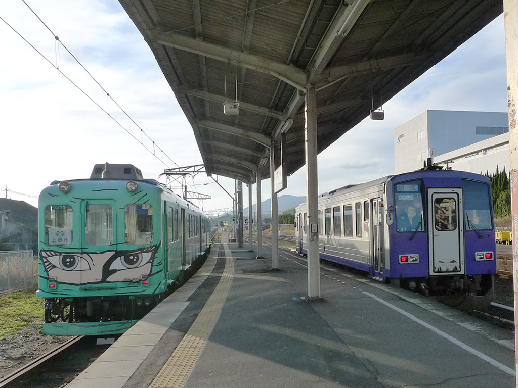 関西線 キハ120 / DMU 120, Kansai Line 8