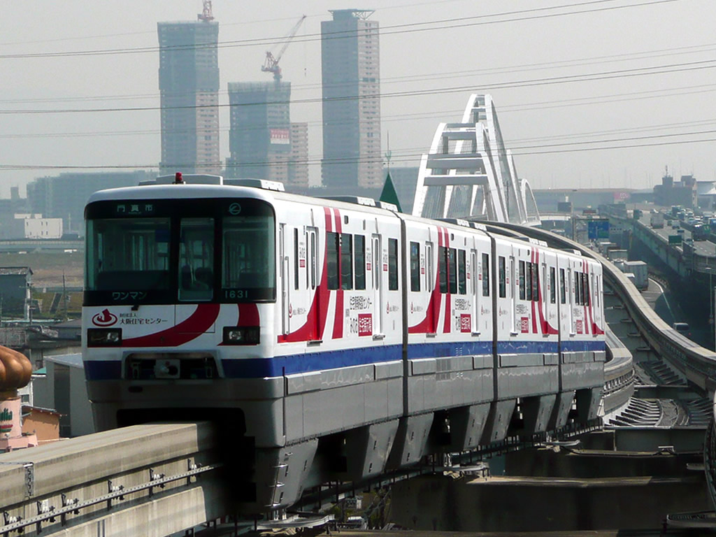 大阪モノレール / Osaka Monorail 8