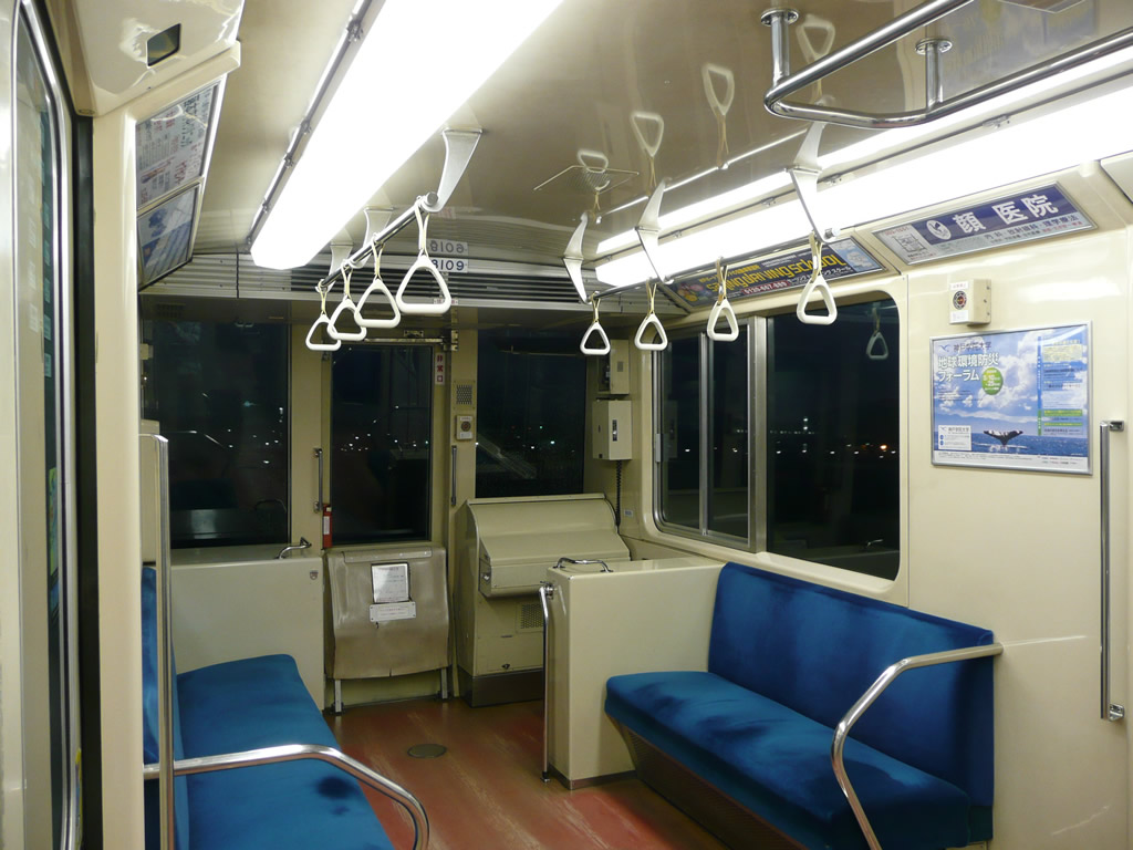 ポートライナー8000系 / Port Liner Type 8000 4