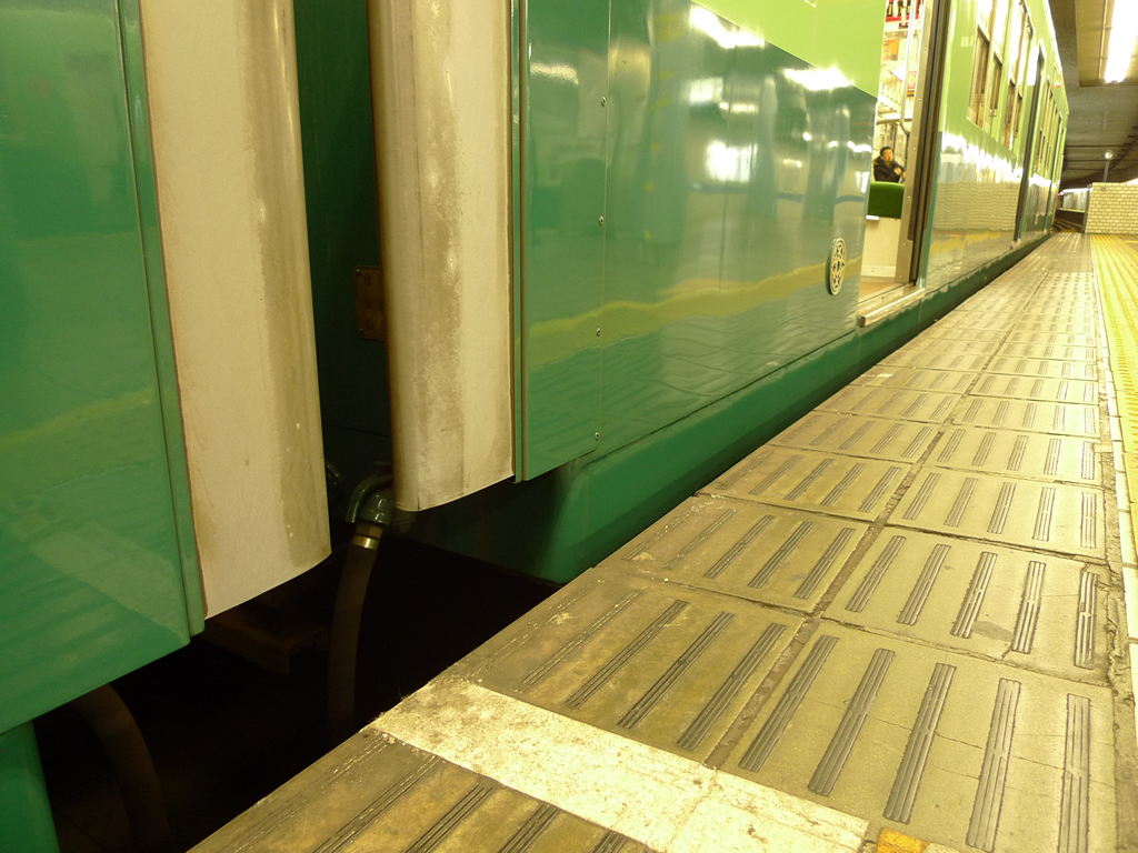 京阪1000系 / Keihan EMU 1000 12