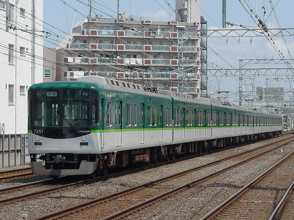 京阪7200系, 10000系 / Keihan EMU 7200, 10000 4