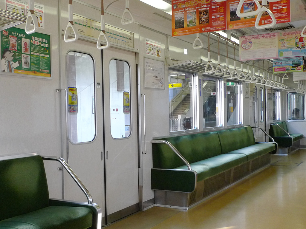 神戸地下鉄 2000系 / Kobe Subway, Series 2000 15