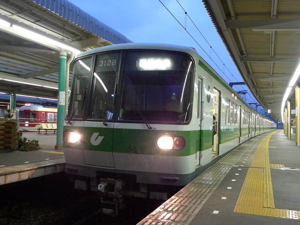 神戸地下鉄 3000系 / Kobe Subway, Series 3000 2