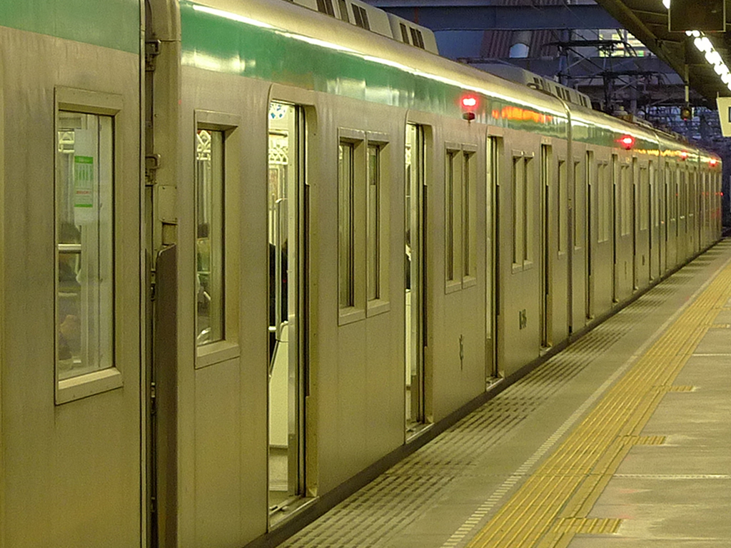 京都市地下鉄・烏丸線 / Kyoto Subway, Karasuma Line 9