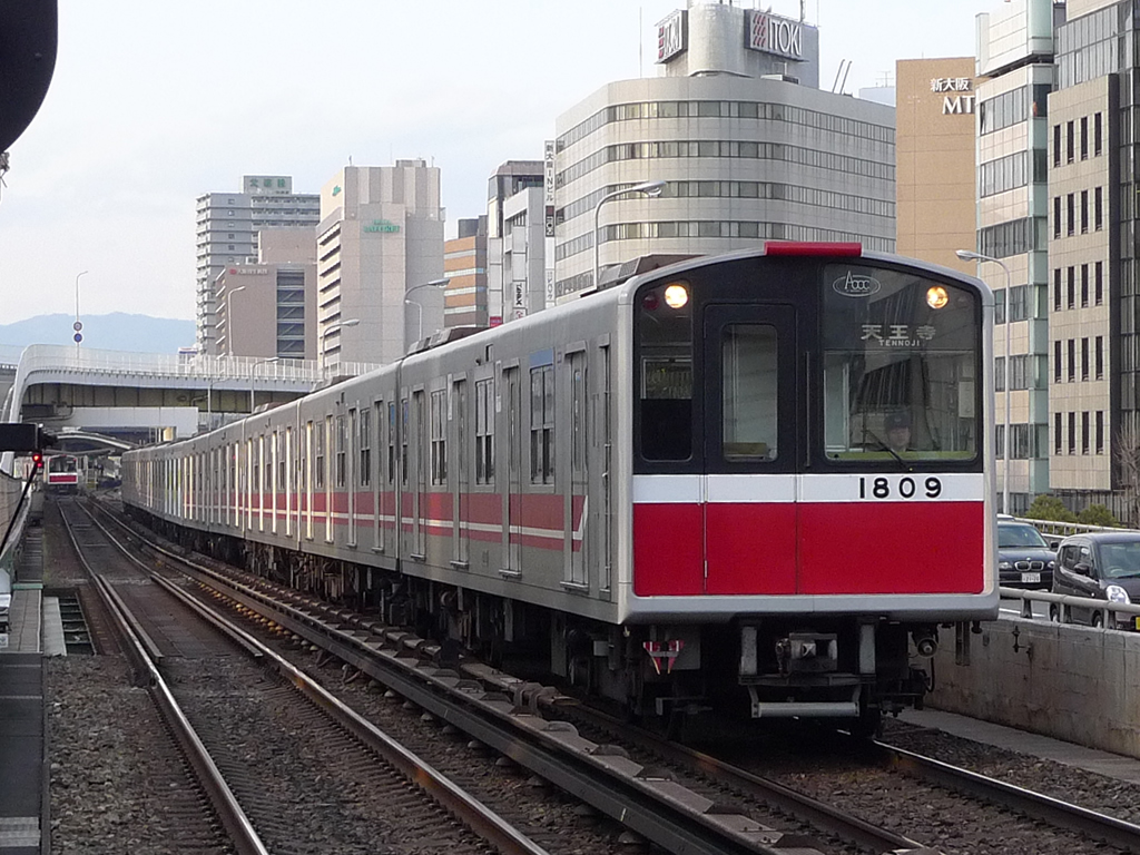 御堂筋線 10系 / EMU 10, Midosuji Line 2
