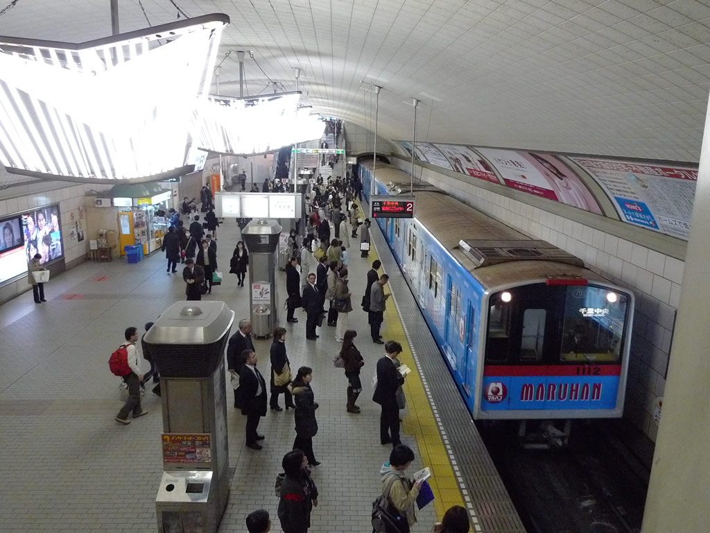 御堂筋線 10系 / EMU 10, Midosuji Line 12