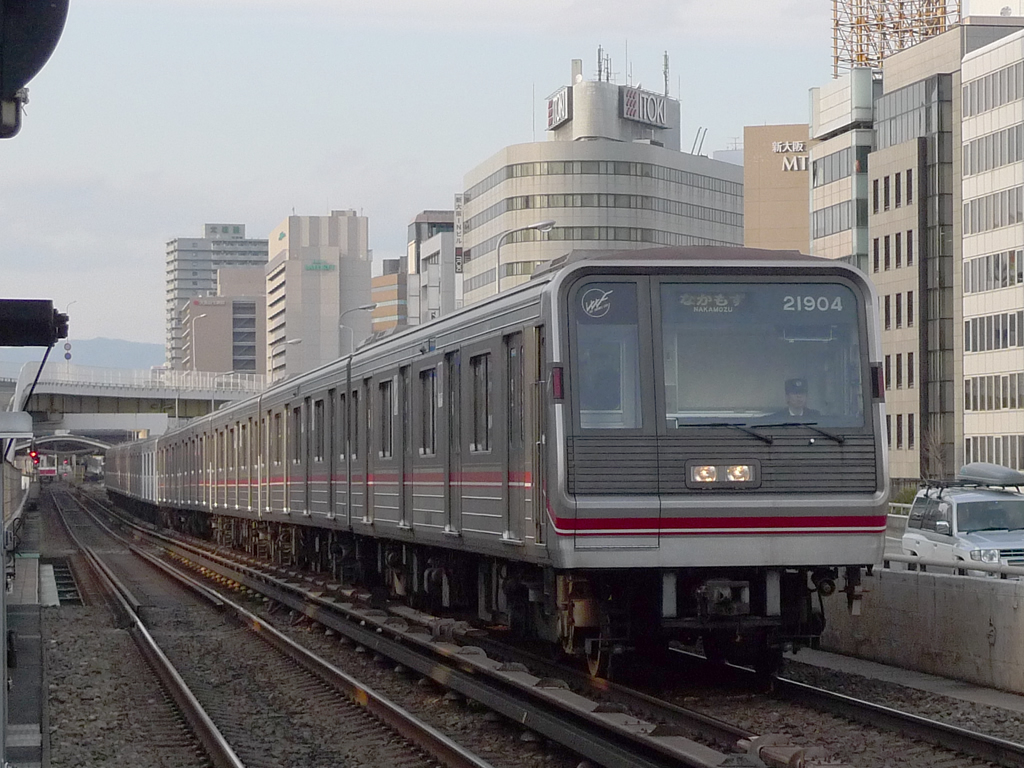 御堂筋線 21系 / EMU 21, Midosuji Line 4