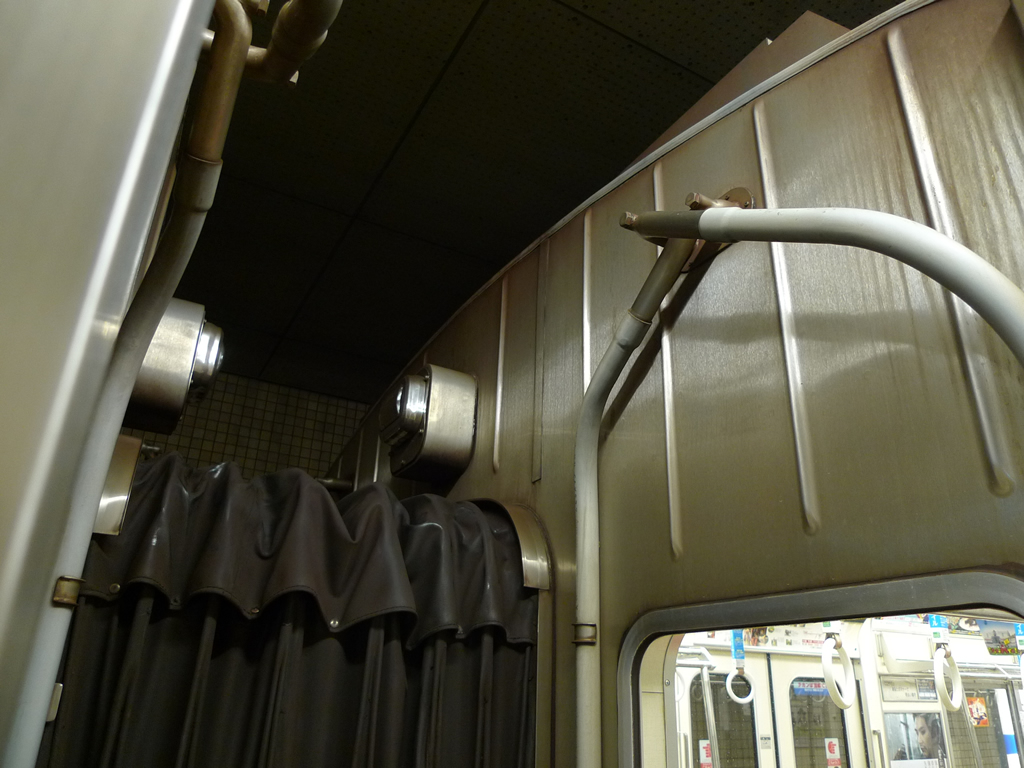 四つ橋線 23系 / EMU 23, Yotsubashi Line 5