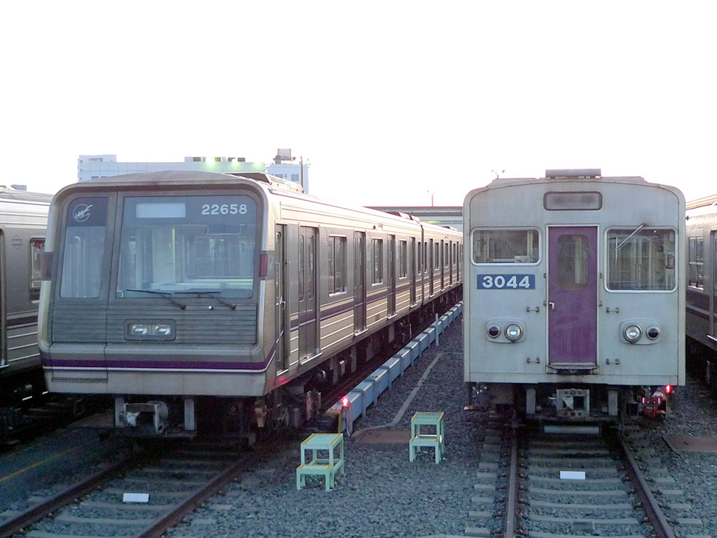 谷町線 30系 / EMU 30, Tanimachi Line 7
