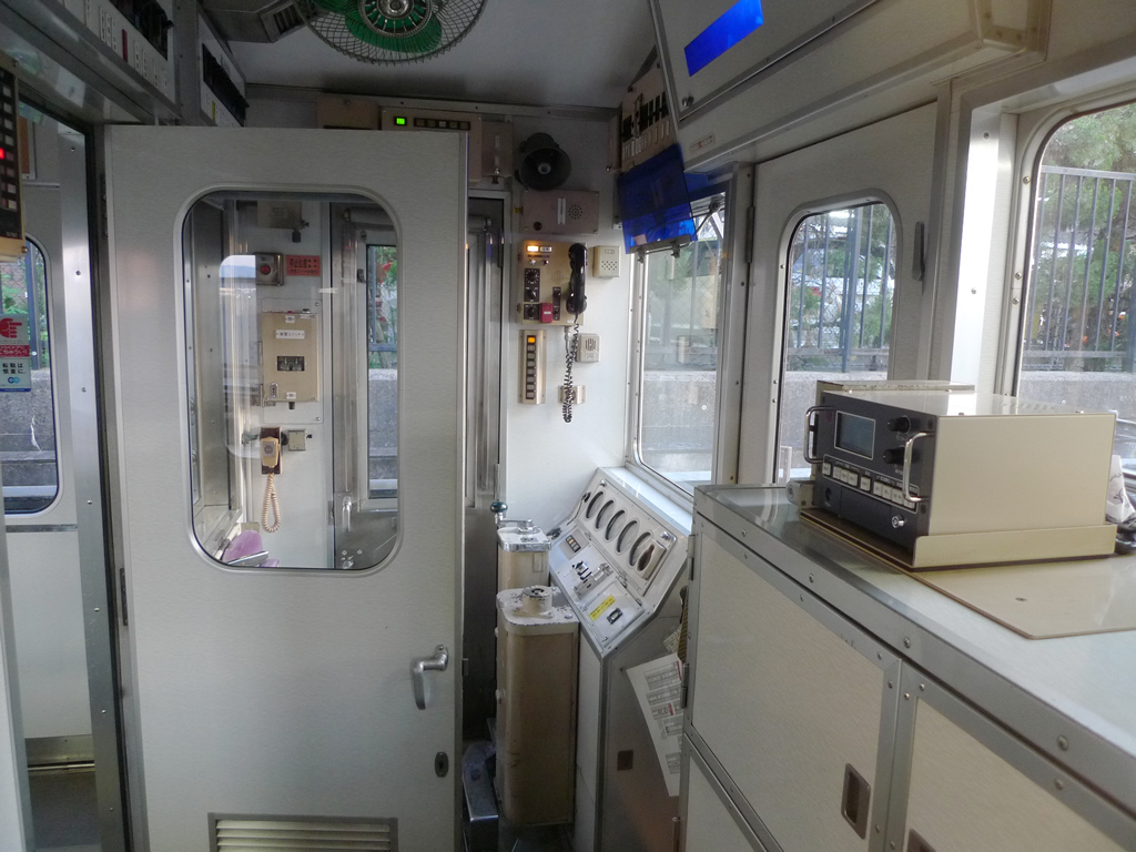 谷町線 30系 / EMU 30, Tanimachi Line 15