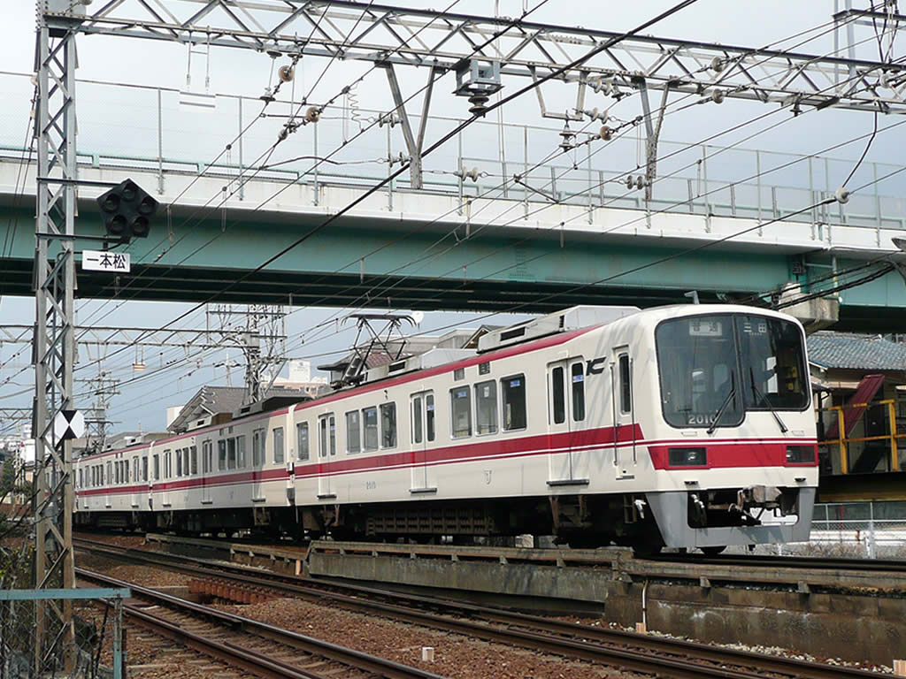 神鉄2000系
