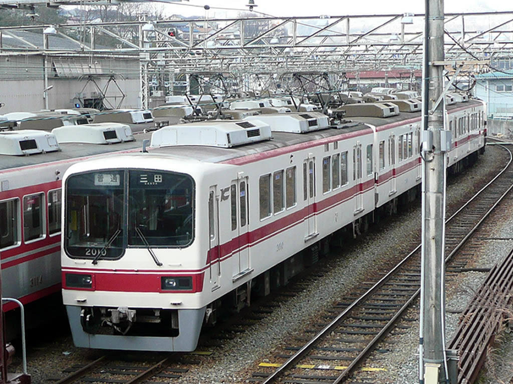 神鉄2000系 / EMU 2000 2