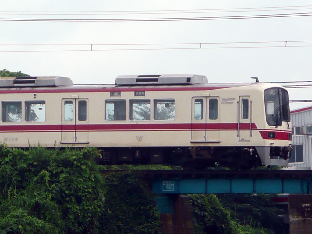 神鉄2000系 / EMU 2000 8