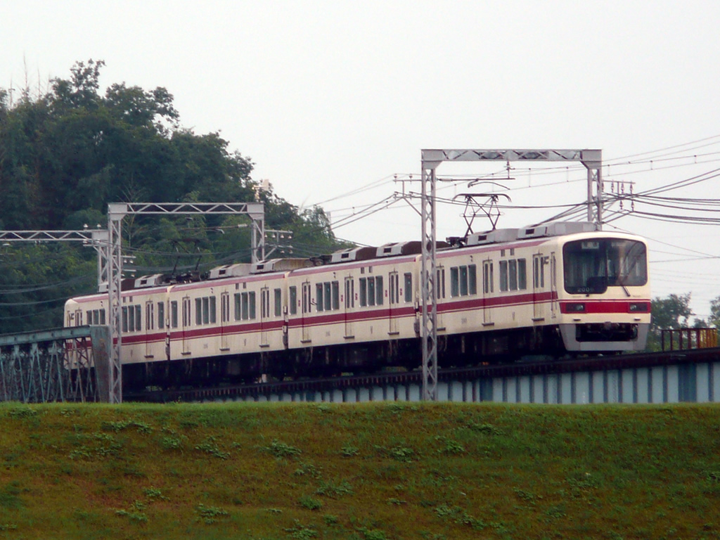 神鉄2000系 / EMU 2000 9