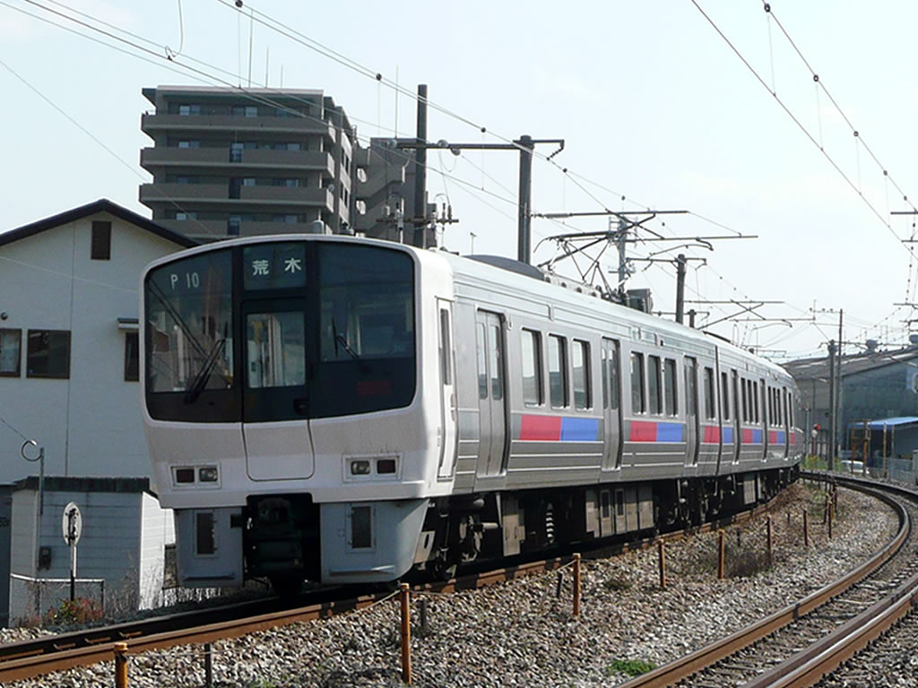 JR九州 811系: funini.com / JR Kyushu Series 811: funini.com 3
