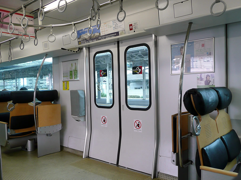 JR九州 817系: funini.com / JR Kyushu Series 817: funini.com 13