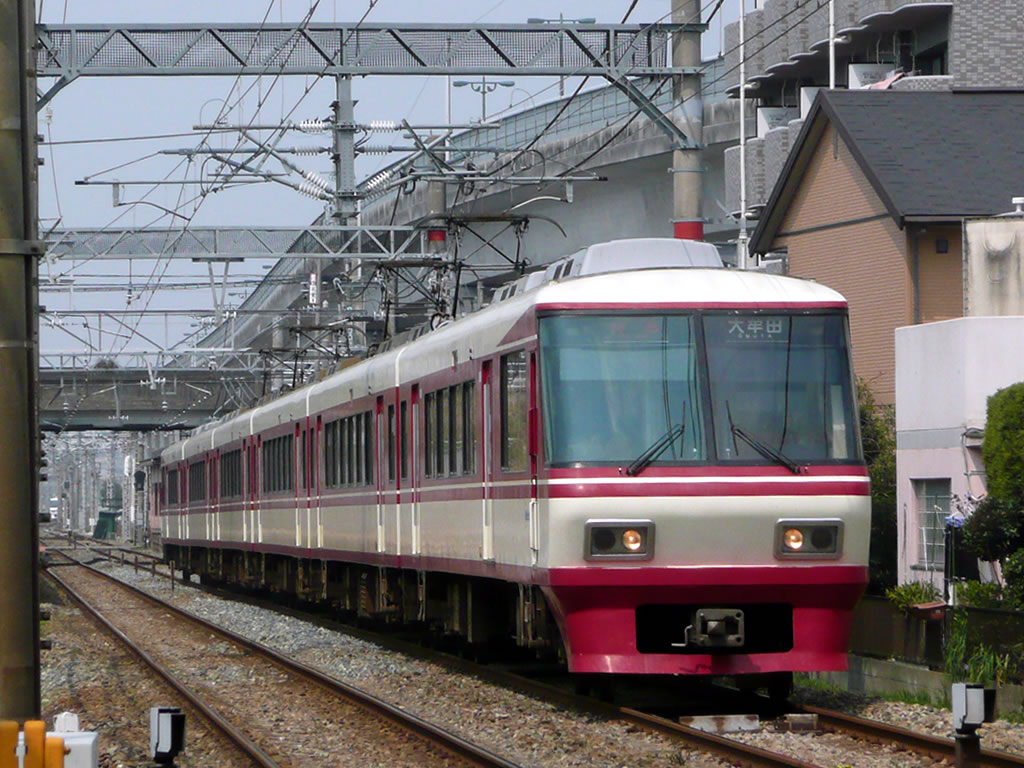 西鉄8000系