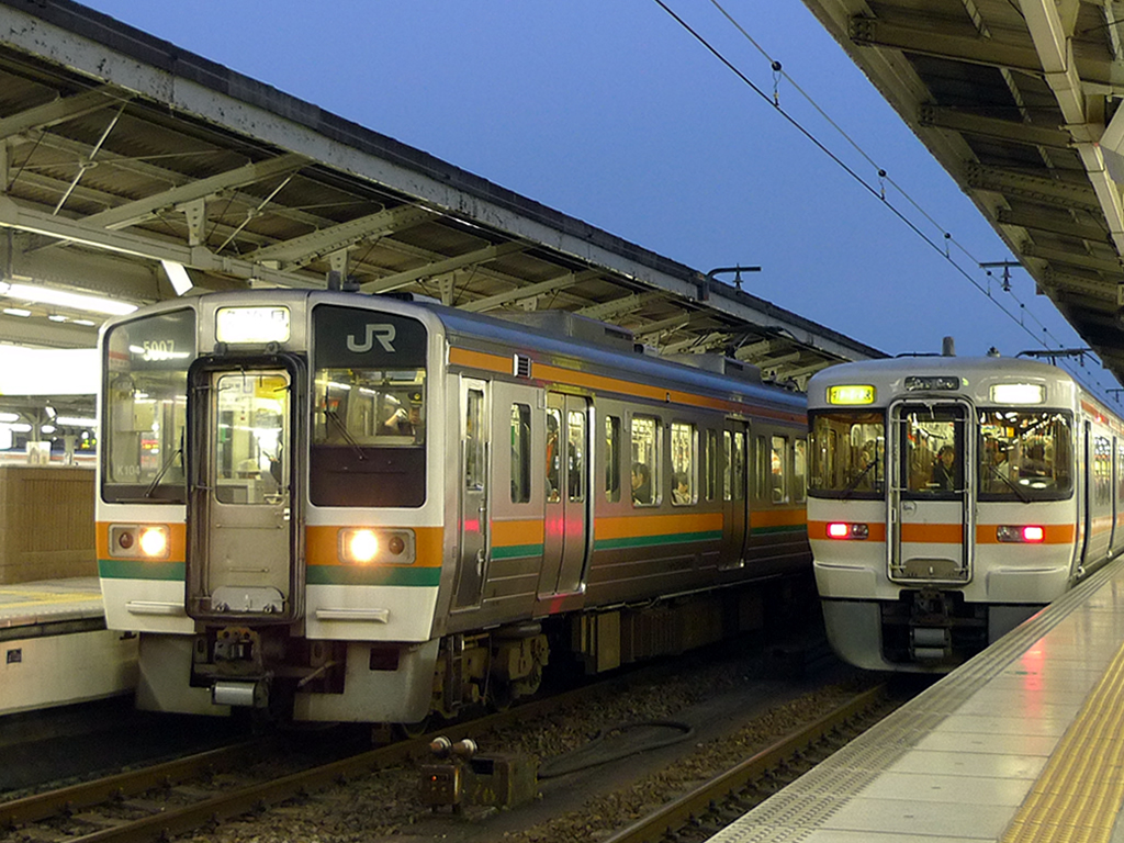 211系5000番台 / EMU Series 211-5000 8