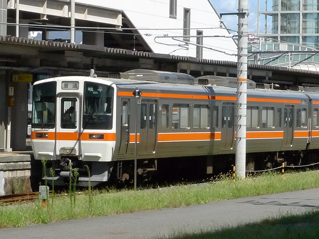 311系 / EMU 311 2